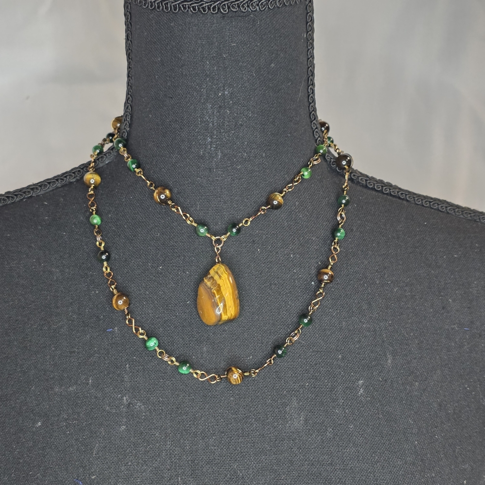 Tiger's Eye Beaded And Pendant Adjustable Choker